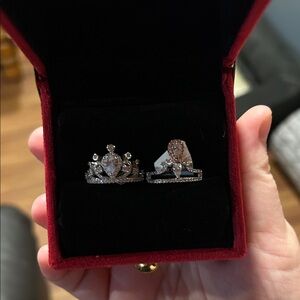 Elegant Silver Women's Ring Set